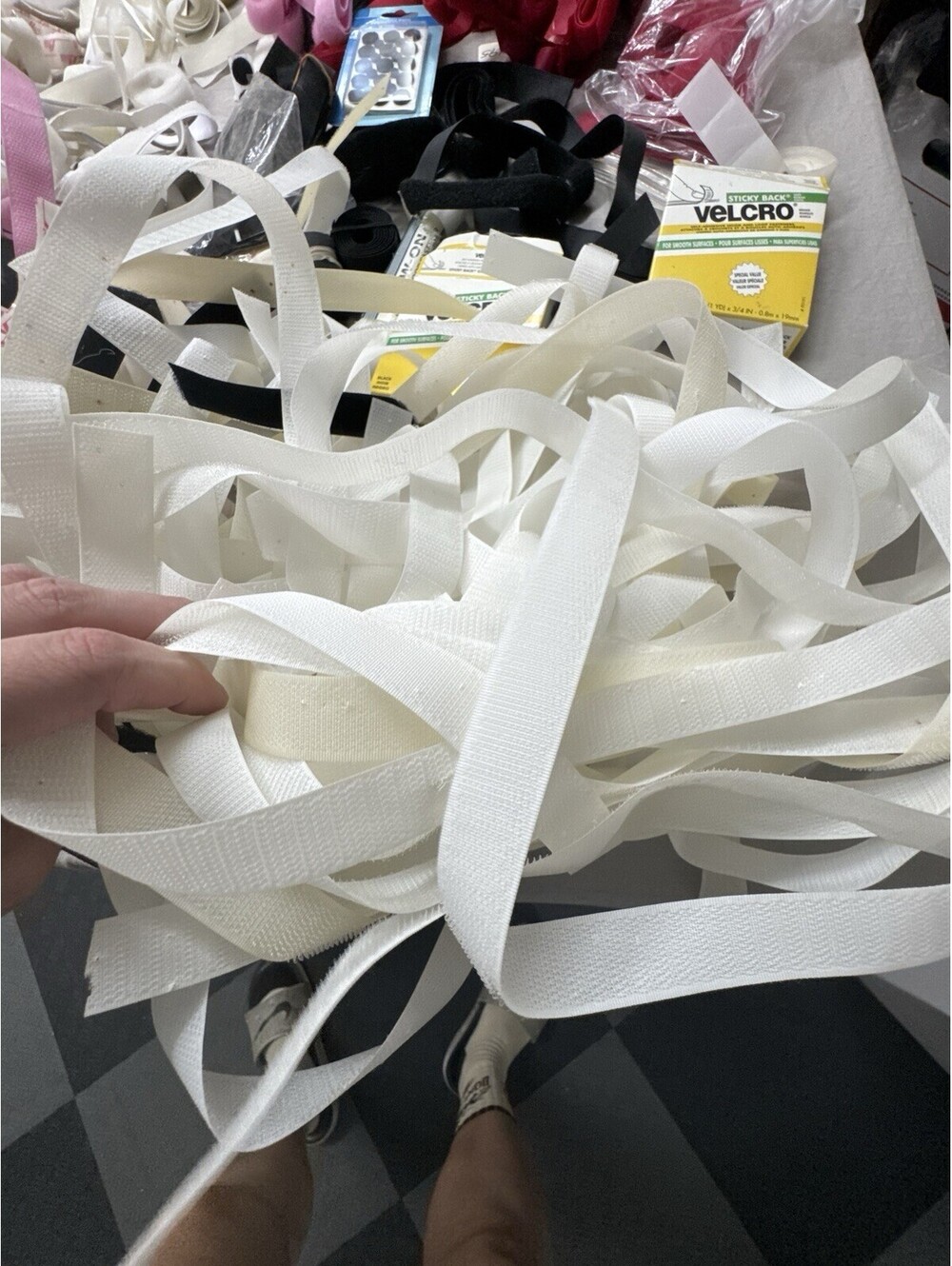 Lot Of Scrap Velcro - Some New Large Lot Of Velcro - Picture 9 of 10